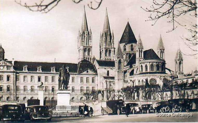 14 Caen Le Lycee Malherbe et l Abside de Saint Etienne.jpg